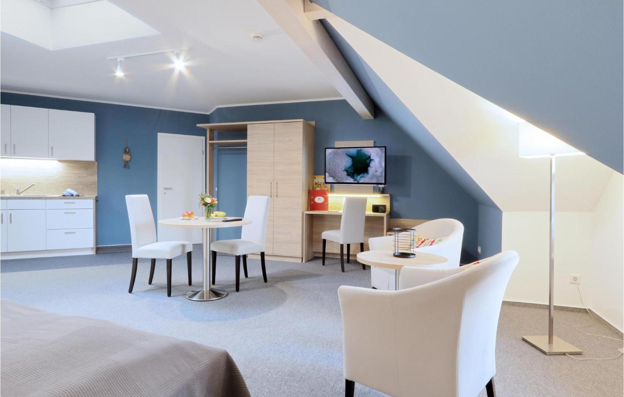 Gorgeous Apartment In Dagebuell With Kitchenette Exterior photo